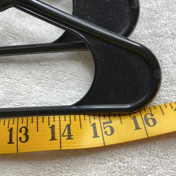12 each plastic black used hangers with shoulder grooves - Picture 3 of 6